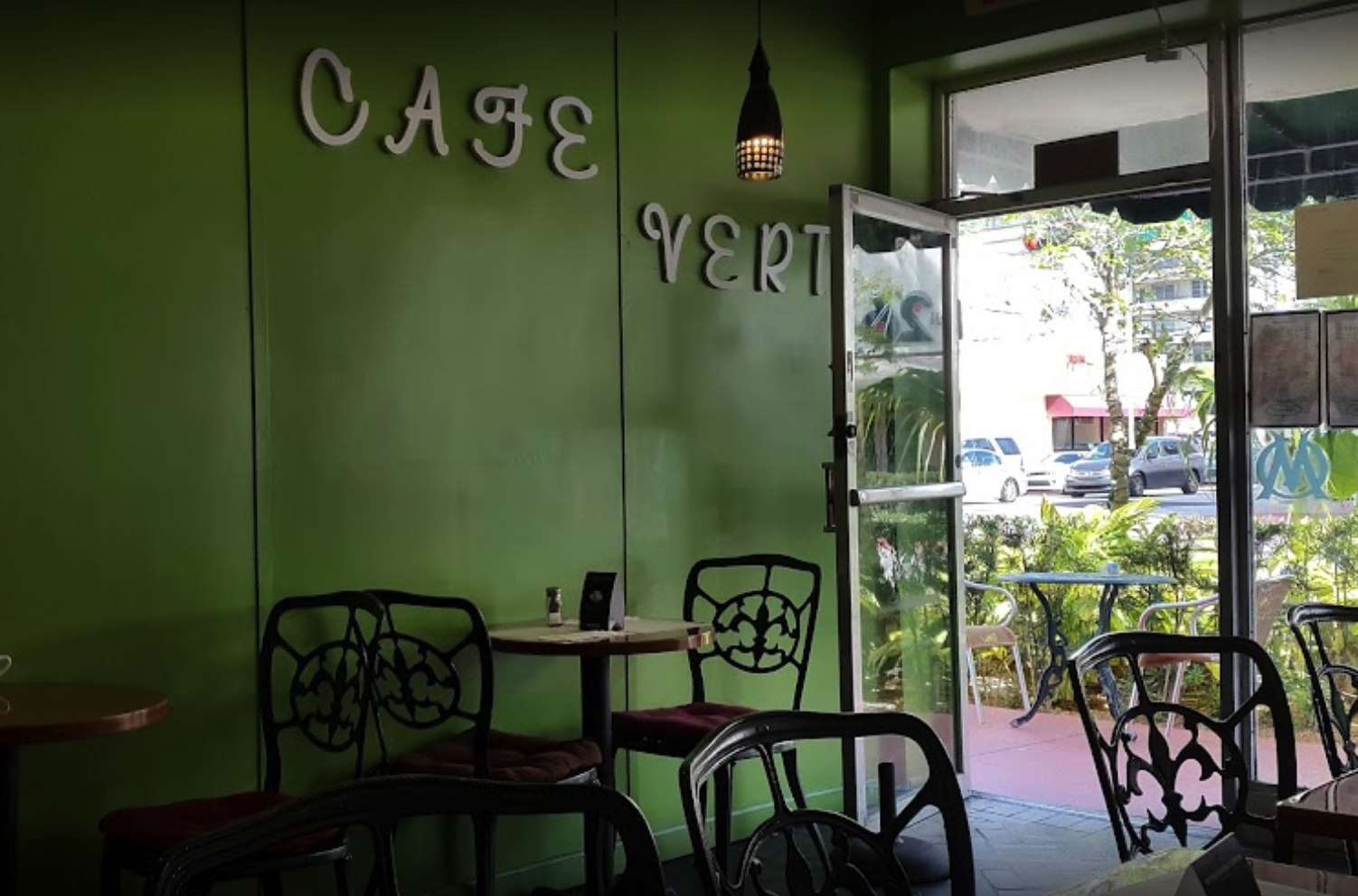 Cafe Vert